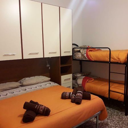 I Due Baroni - Fronte Campus Bed & Breakfast Bari Dış mekan fotoğraf
