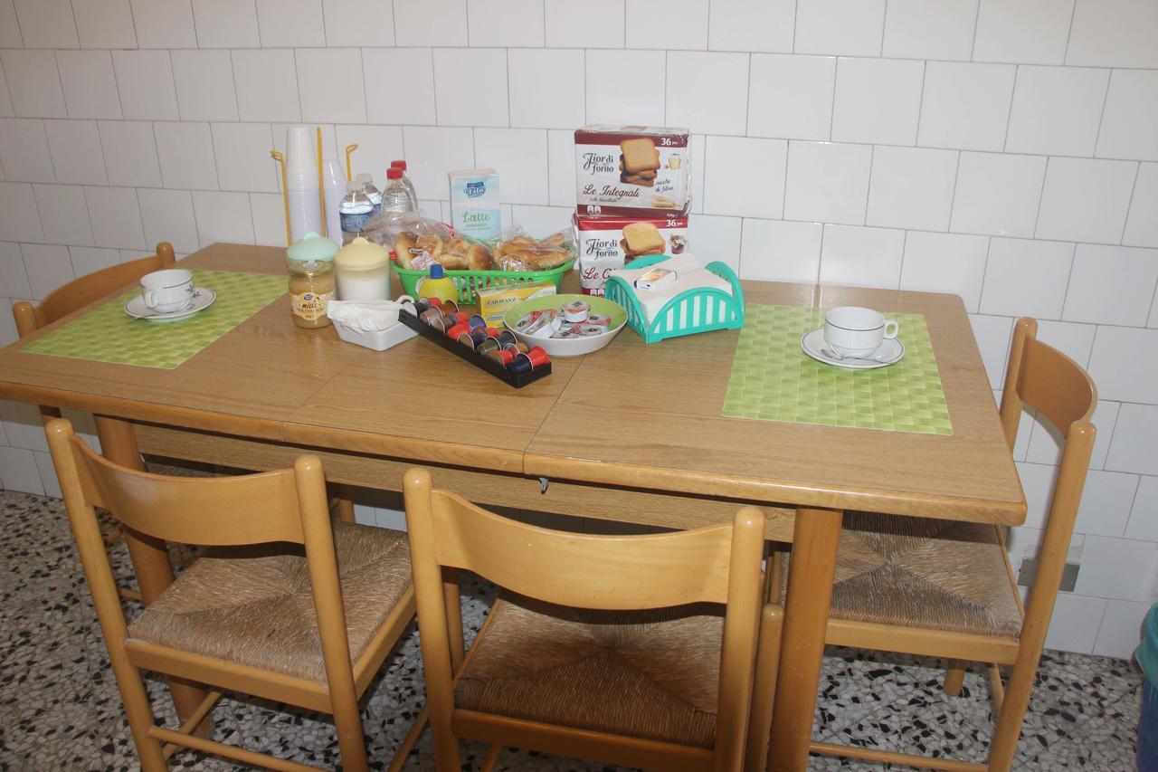 I Due Baroni - Fronte Campus Bed & Breakfast Bari Dış mekan fotoğraf