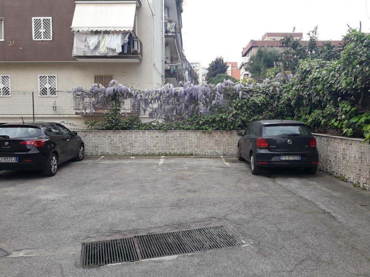 I Due Baroni - Fronte Campus Bed & Breakfast Bari Dış mekan fotoğraf
